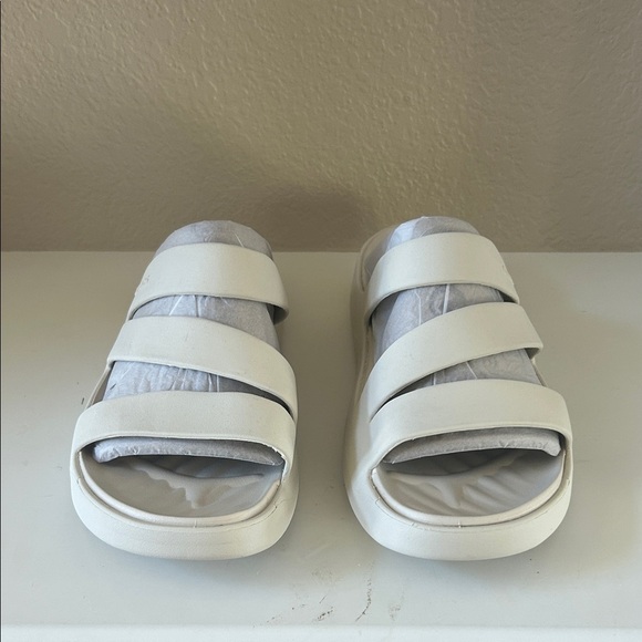 Women’s Off White Strappy Croc Slide Sandals - Picture 1 of 10